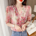 Bohemian V-neck Floral Shirt Women's Summer 2025 New Foreign Style Ruffle Sleeve Casual Chiffon Shirt Top. 