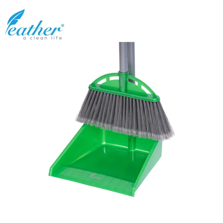 DUSTPAN%20AND%20BROOM%20SET%20WITH%2070CM%20PLASTIC%20COATED%20METAL%20HANDLES%20-%20FEATHER%20BRAND%20-%20Image%2010