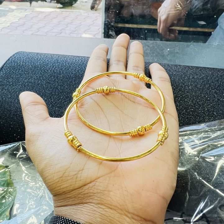 Gold%20plated%20fashion%20jewelry%20one%20pair%20plan%20bangle%20with%20Lightweight%20Cute%20bangles%20for%20Women%20and%20Girl%20-%20Image%205