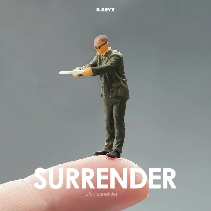 FEELLAB 1:64 Defeat Surrender Book Officer Soldiers Bow Male Miniature Doll Model Mini Sand Table Villain Garage Kits Ornaments
