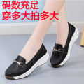 Genuine Leather Women's Spring and Autumn New Leather Shoes Comfortable Flat Mom Shoes Soft Bottom Soft Surface Peas Shoes Versatile Casual Shoes. 