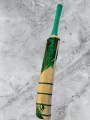 Softball Cricket Bat Low Weight. 