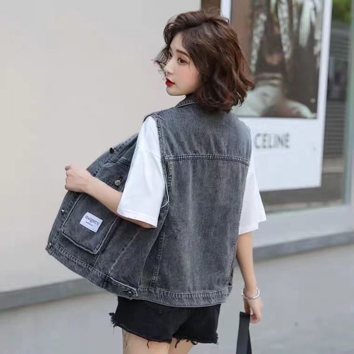 Women's%20Denim%20Vest%202023%20Spring%20and%20Summer%20New%20Large%20Pocket%20Fashion%20Popular%20Sleeveless%20Waistcoat%20Coat%20Top%20All-Matching%20-%20Image%204