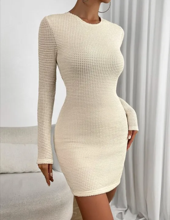 Nessie%20Black%20Long%20Sleeve%20White%20Bodycon%20Short%20Dress%20-%20Image%204
