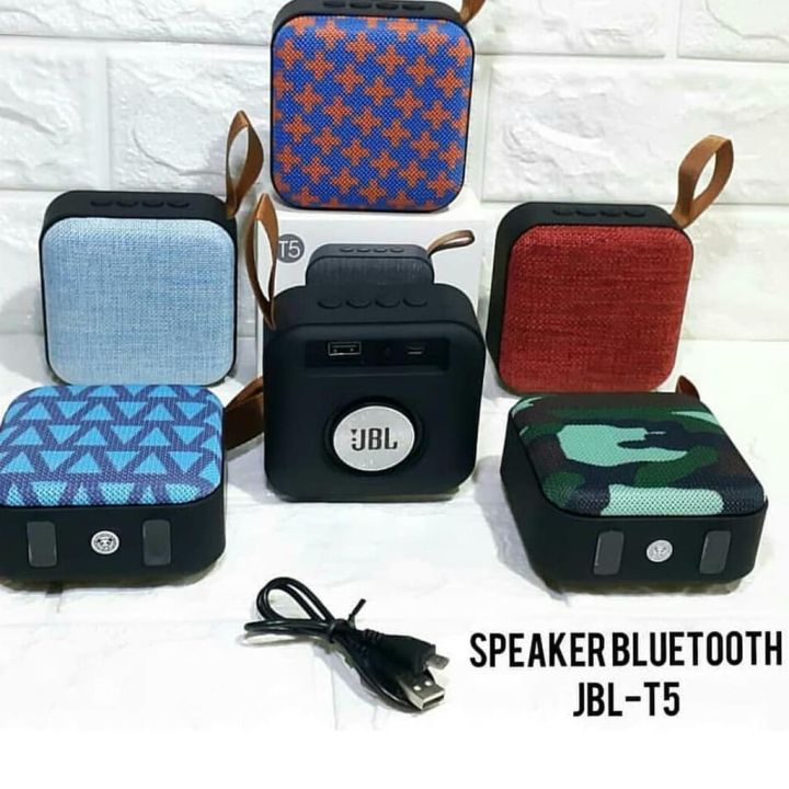 Super%20Bass%20T5%20Mini%20Portable%20Bluetooth%20Speaker%20-%20High%20Quality%20Portable%20Wireless%20Speaker%20-%20Image%204