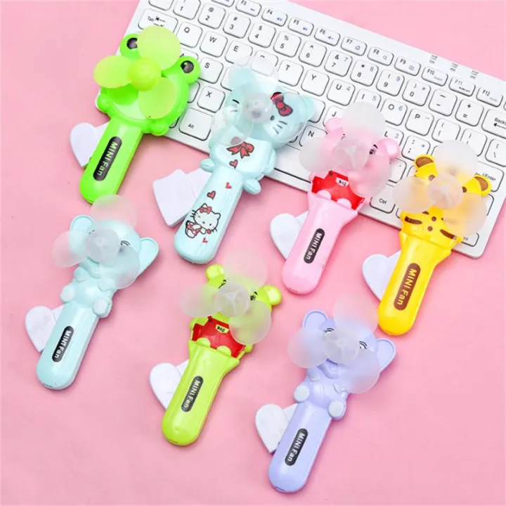 1PC%20Cartoon%20Hand-Pressed%20Fan%20Children%20Kids%20Toy%20Cute%20Portable%20Mini%20Fans%20Battery-free%20Dormitory%20Student%20Handheld%20Small%20Manual%20Fan%20-%20Image%203