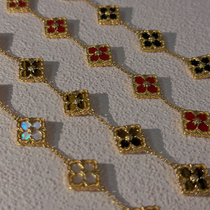 4%20Leaf%20Flower%20Bracelet%20Black%20Clover%20Bracelets%20Stony%20Hand%20Chain%20Women's%20Luxury%20Jewelry%20For%20Female%20-%20Image%203