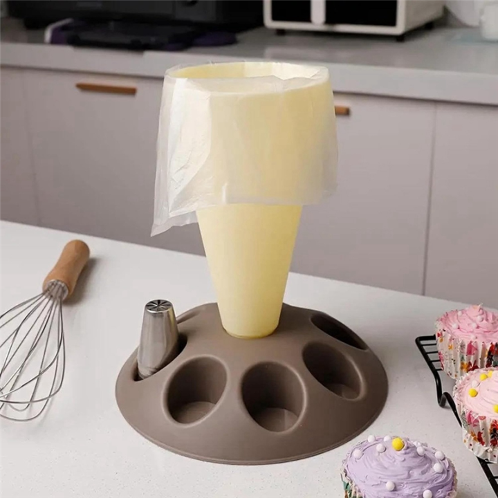 Piping%20Bag%20Holder%20Cake%20Decorating%20Pastry%20Tool%20with%208%20Slots%20Nozzles,%20Plastic%20Pastry%20Bag%20Stand%20for%20Cake%20Decorating%20Kit%20-%20Image%207
