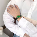 【QuasarQuarters】Vintage Small Gold Watch for Women ins student style brightening light luxury high-end quartz watch. 
