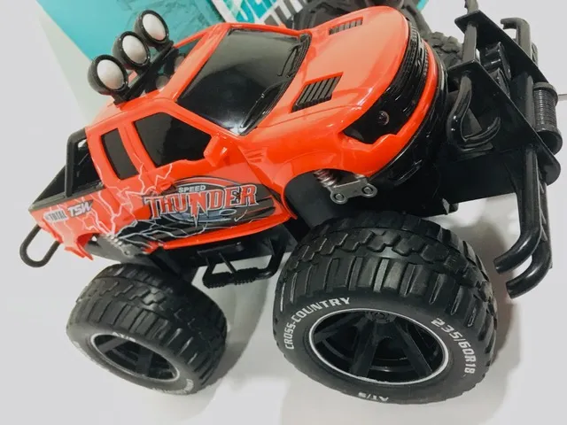 RC%20Car%202WD%20Remote%20Control%20Cab%20Cross%20Country%20Rechargeable%20OFF%20ROAD%20HIGH%20Speed%20Climbing%20Rally%20JEEP%20/%20Truck%202.4Ghz%20Version%20-%20Image%206