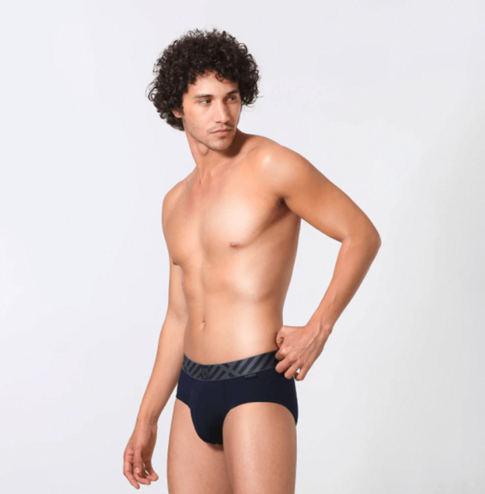 Huskies%20Men%E2%80%99s%20Luxury%20Modal%20Briefs%20%E2%80%93%20Ultra%20Soft,%20Breathable%20&%20Stretch%20Comfort%20Underwear%20-%20Image%205