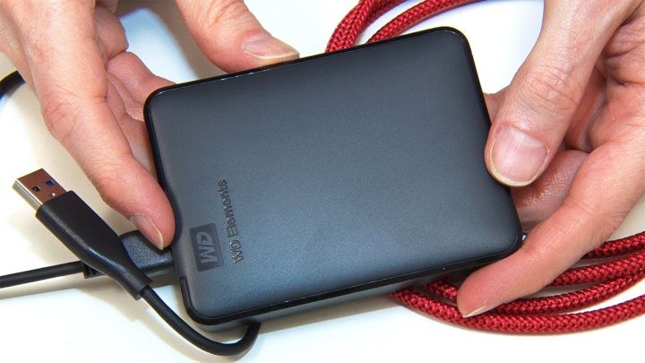 WD%20Elements%20Portable%20500GB%20Black%20External%20Hard%20Drive%20WD%20-%20Image%204