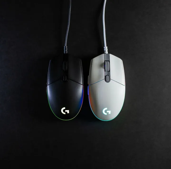 Logitech%20G102%20LIGHTSYNC%20Gaming%20Mouse%20with%20Customizable%20RGB%20Lighting,%206%20Programmable%20Buttons,%20Gaming%20Grade%20Sensor,%208K%20DPI%20Tracking,%20Lightweight%20-%20Black%20-%20Original%20-%20Image%202