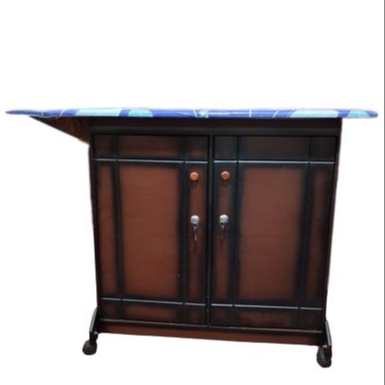 Iron cupboard (124x41x36)