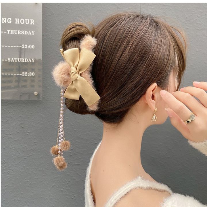 Korean%20Style%20Temperament%20Plush%20Tassel%20Hair%20Clips%20For%20Girls%20Women%20Pearl%20Elegant%20Fashion%20Hair%20Accessories%20-%20Image%204