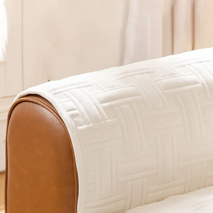 Modern%20Weaving%20Pattern%20Velvet%20Sofa%20Cushion%20Non-Slip%20Warm%20Sofa%20Seat%20Cover%20Cloth%20Wearproof%20Nordic%20Style%20Couch%20Mat%20Winter%20-%20Image%205