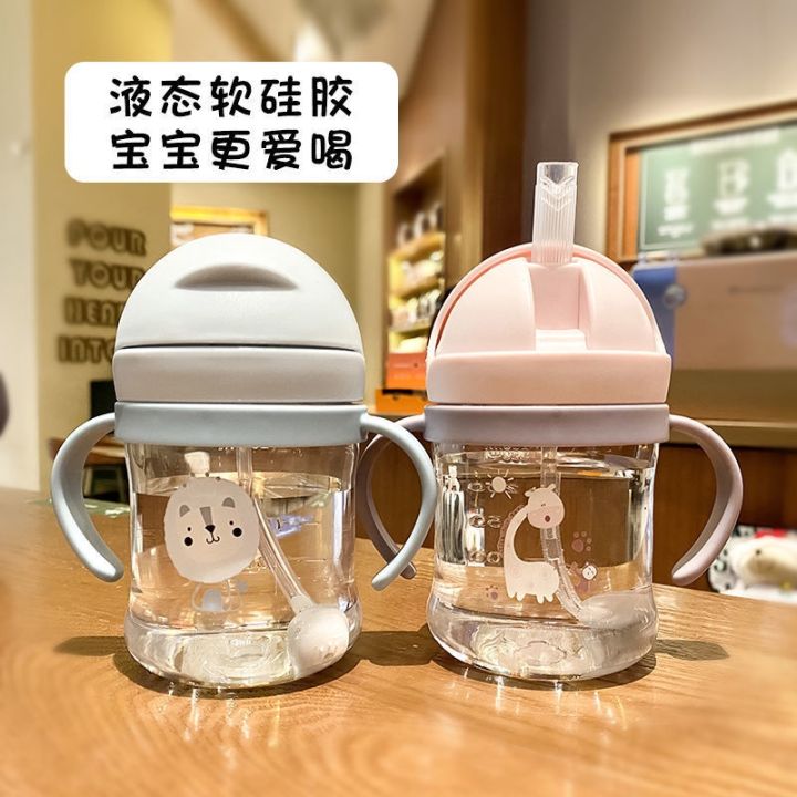 Baby%20Sippy%20Cup%20Leak-proof%20and%20Drop-proof%20Portable%20Handle%20Children's%20Straw%20Cup%20BPA%20Free%20Graduated%20Straw%20Cup%20-%20Image%204