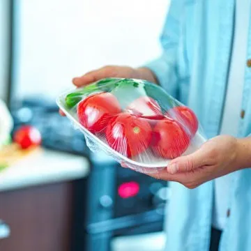 Cling%20Film%20Wrap%20(300m%20X%2030cm)%20Falcons%20Cling%20Film%20For%20Food%20Wrapping%20-%20Image%205