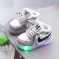 Bright Light Baby Boy Shoes Girls' Breathable Mesh Shoes Sneakers Board Shoes Soft Sole Baby Toddler Shoes1-3Years Old0Spring and Autumn. 