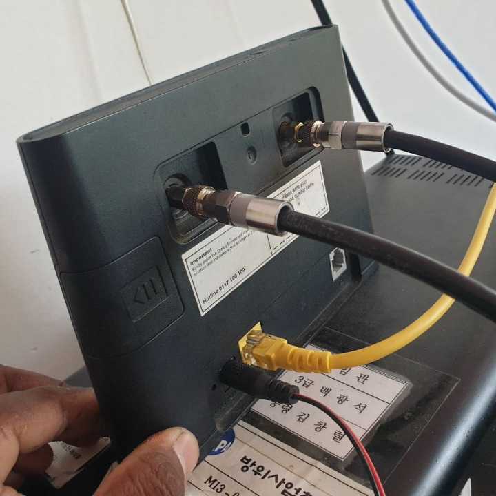 4G%20Yagi%20Antenna%20Dual%20-%20Image%204