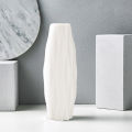 Flower Vase Decoration Home Plastic Vase White Imitation Ceramic Nordic Decoration Vases (White). 