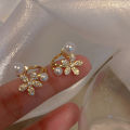 Light Luxury Imitation Pearl Flower Stud Earrings Ladies Fashion Crystal Elegant Jewelry Party Gift. 