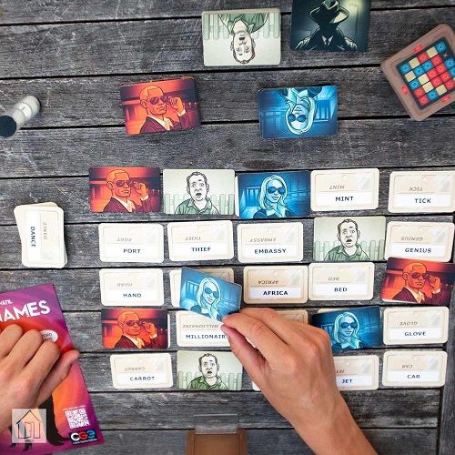 Codenames%20Board%20Game%20-%20Image%207