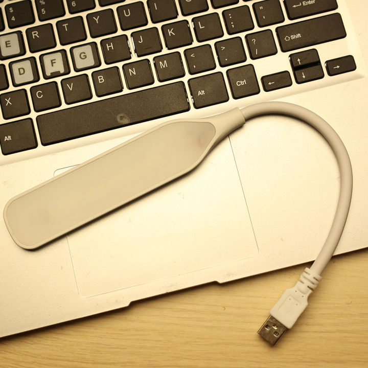 USB%20Reading%20Night%20Lights%20Portable%20Laptops%20LED%20Table%20Lamp%20Eye-care%20Reading%20Night%20Light%20Bedroom%20Study%20Lighting%20-%20Image%205