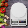 Electronic Digital Kitchen Scale SF-400. 