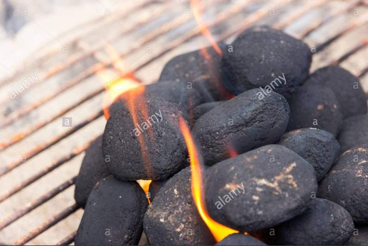 BBQ%20Charcoal%20Briquettes%20(3kg)%20-%20Image%204