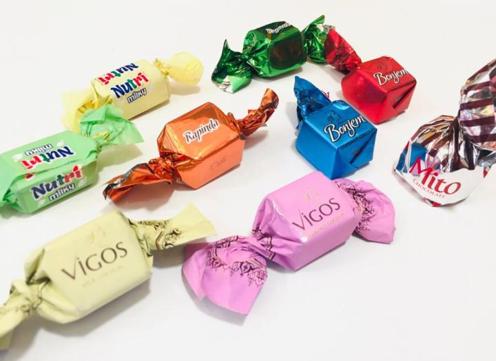 Random%2025+Pcs%20Mix%20Chocolate%20&%20Candy%20Toffees%20Colourful%20High%20Quality%20-%20Image%205