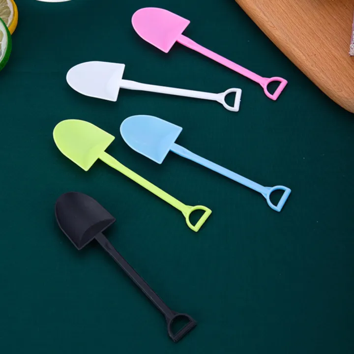Creative%20Shovel%20Design%20Novelty%20Cute%20Plastic%20Disposable%20Plastic%20Spoon%20100pcs%20Dessert%20Independent%20Packaging%20Spoon%20for%20Parties%20-%20Image%202