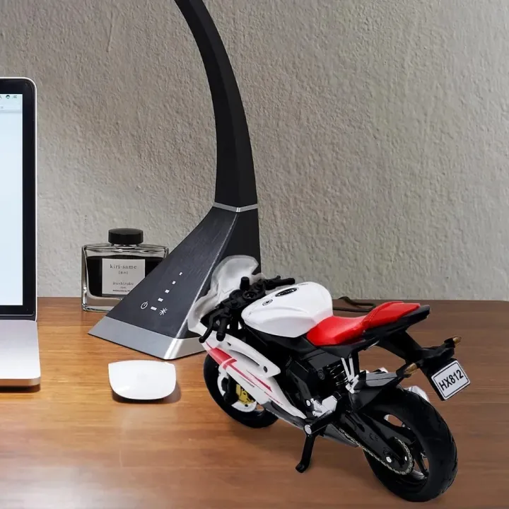 model%20bike%201:18%20Home%20Children%20Plastic%20Car%20Decor%20Off-road%20Vehicle%20Collection%20Office%20Model%20Toy%20Diecast%20Motorcycle%20Simulation%20PortableParty%20Tableware%20-%20Image%206