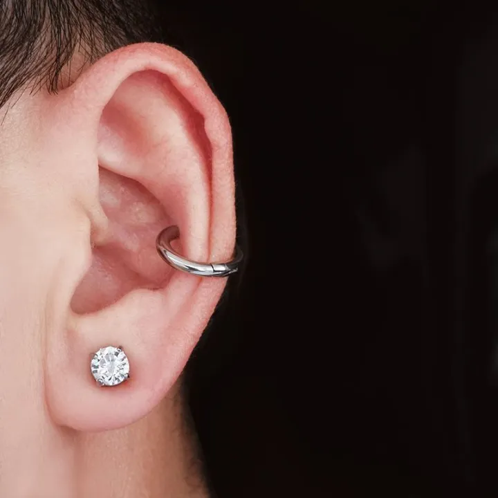 %E3%80%90Top%20Picks%E3%80%91Magnet%20Earrings%20Men's%20Ear%20Clip%20Men's%20Rhinestone%20Ear%20Clip%20Japanese%20and%20Korean%20Women's%20Magnetic%20Hip%20Hop%20Niche%20Single%20Earrings%20-%20Image%203