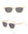 Women's Fashion Cat Eye Elegant Curve Sunglasses Trend Casual Frame Female. 