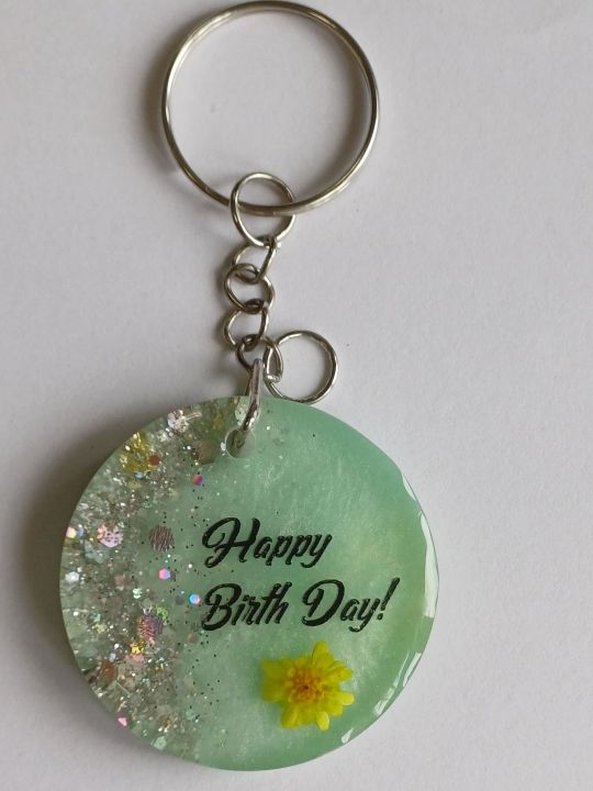 Resin%20Key%20tags%20Birthday%20gift%20-%20Image%206