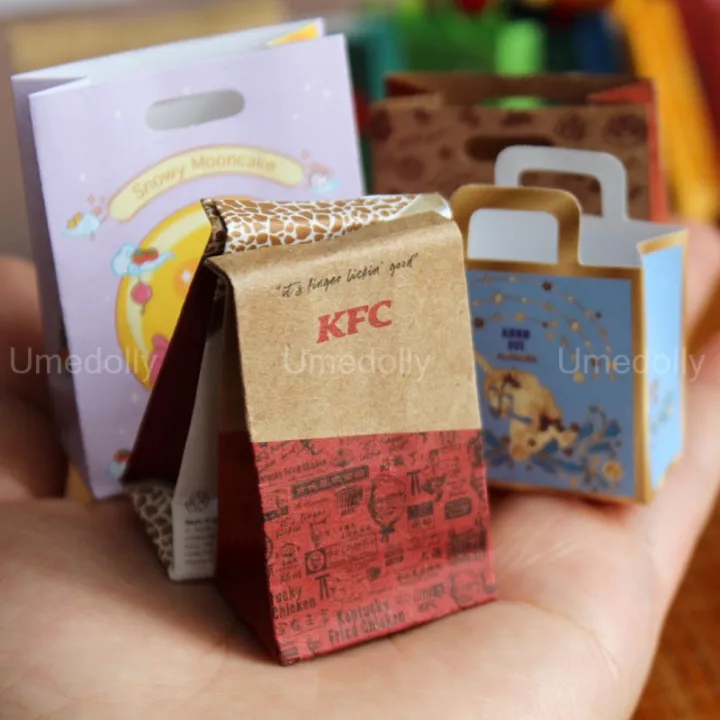 Scale%20Miniature%20Food%20Kraft%20Paper%20Bag%20for%20Blyth%20Barbies%20Bags%20Prertend%20Play%20Mini%20Kitchen%20Accessories%20-%20Image%204
