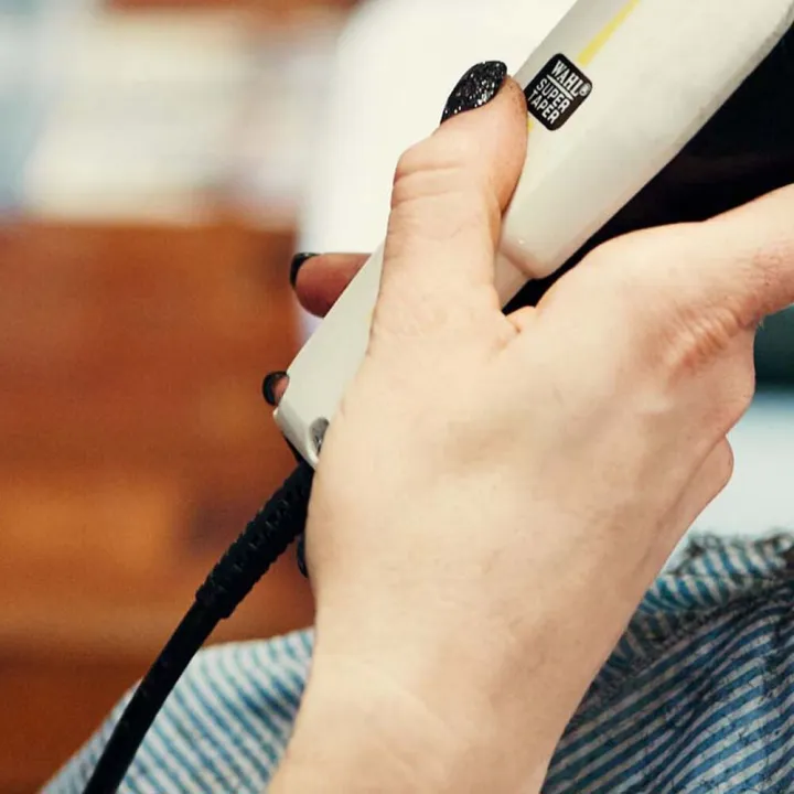 WAHL%20SUPER%20TAPER%20Original%20Corded%20Electric%20Professional%20Clipper%20Powerful%20Motor%20Adjustable%20Blade%20Saloon%20&%20Home%20Usage%20Trimmer%20Full%20Set%20-%20Image%207