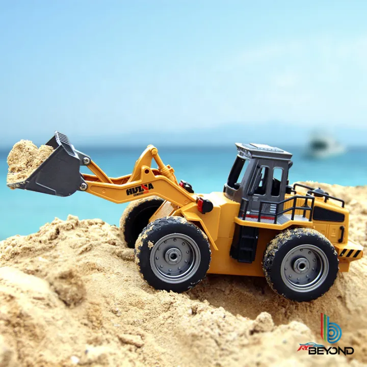 RC%20Car%20Bulldozer%20wheel%20loader%206%20Channels%20HUINA%201520%20Construction%20vehicle%20machine%20Heavy%20Equipment%20%20Remote%20Control%201:18%20Bulldozer%20Remote%20Control%20RC%20Cars%20Off-Road%20Vehicle%20Toy%20Hobby%20play%20outdoor%20-%20Image%206