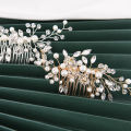 Elegant Bridal Pearl Hair Comb Clip-Handmade Flower Beautiful Crystal Hair Accessories -Wedding Hair Pins Bridesmaid Bridal Decor. 