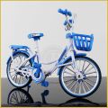 Beautiful New MODEL BICYCLE 1:8 Alloy Ladies Bicycle Model Simulation Bicycle Ornaments Die Casting Metal bicycle Toy, Collectors, displays. 