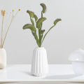 1 Branch Artificial Plant Non-fading Not Withered Decorative Plastic Artificial Flytrap Grass Plant Home Party Desktop Decoration for Balcony. 