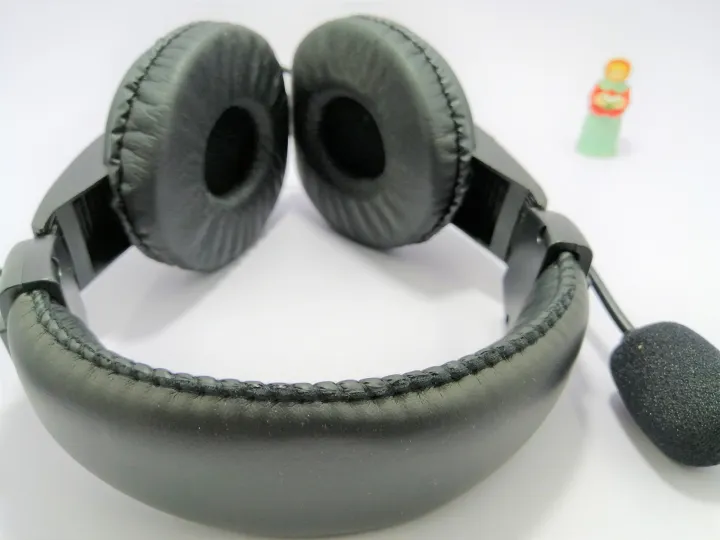 TUCCI%20TC-L750%20Gaming%20Stereo%20Headset%20with%203.5mm%20Jack%20&%20Mic%20-%20Image%204