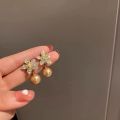 Pearl Gold Earings Jewelry Female Exquisite Crystal Flower Leaves Earrings. 