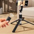 R1L LONG SELFIE STICK TRIPOD – EXTENDABLE UP TO 170 CM WITH BLUETOOTH REMOTE. 