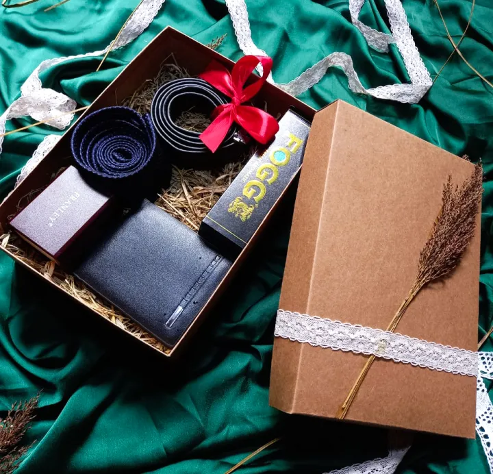Gift%20Set%20Box%20For%20Men%20%20your%20Boyfriend%20Husband%20Friend%205%20In%20One%20-%20Image%203