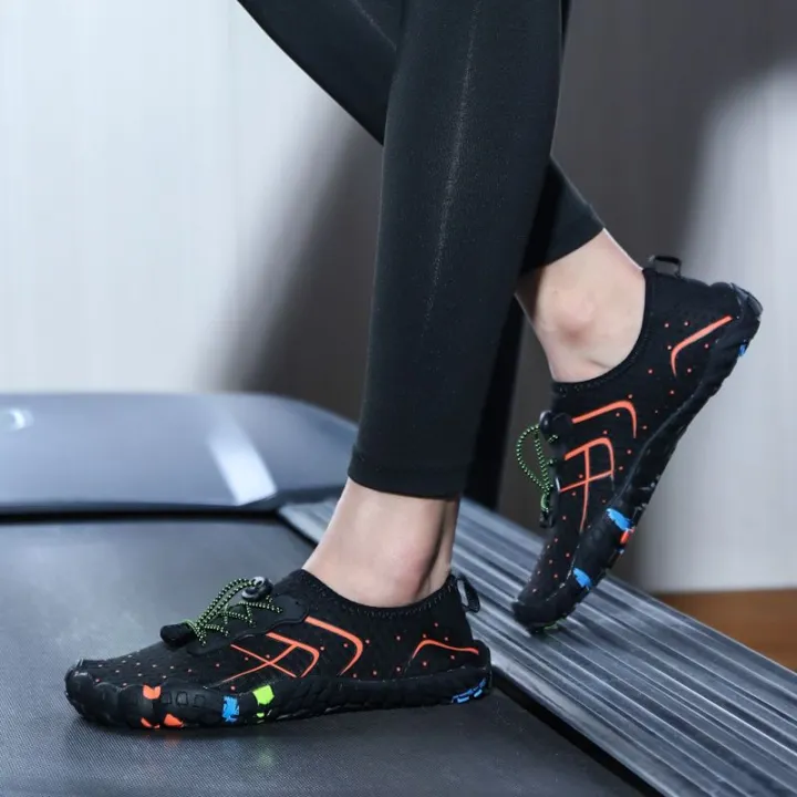 Couple%20Upstream%20Shoes%20Gym%20Indoor%20Sports%20Treadmill%20Shoes%20Yoga%20Skipping%20Rope%20Training%20Female%20Soft%20Bottom%20Beach%20FiveFingers%20-%20Image%202