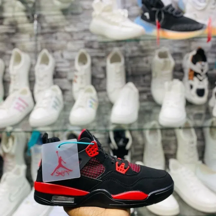 JORDAN%204%20Shoes%20-%20Image%204