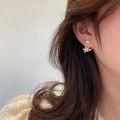 Light Luxury Imitation Pearl Flower Stud Earrings Ladies Fashion Crystal Elegant Jewelry Party Gift. 