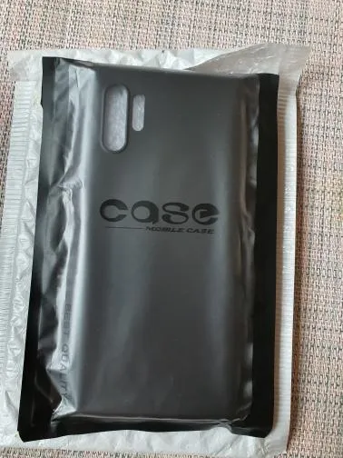 Nokia%204.2%20Case%20Matte%20Soft%20Silicone%20Back%20Cover%20-%20Black%20-%20Image%203